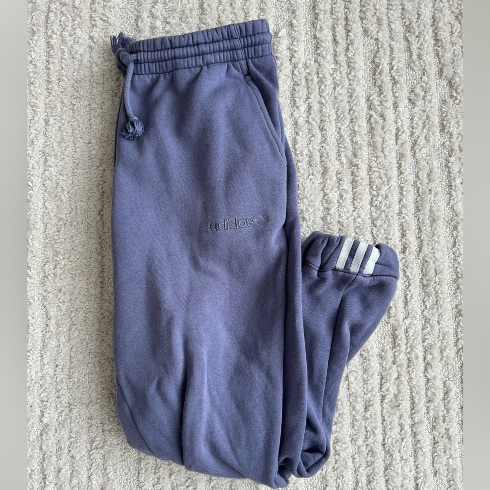 Adidas women’s sweatpants